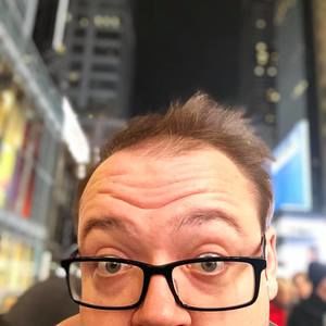 Meet your Posher, Casey